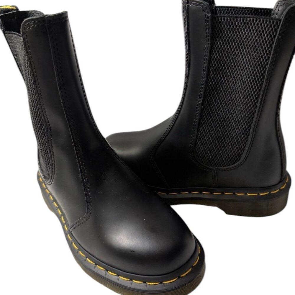 Dr Martens 2976 Hi Smooth Leather Chelsea Boots W/Size 5 M/ Size 4 NEW